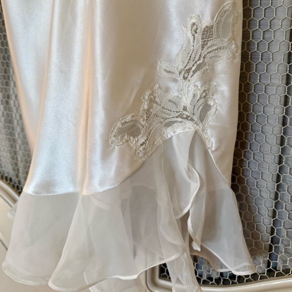 Vintage Oscar de la Renta Pink Label White Bridal Lace Fairy Nighty Chemise - Picture 4 of 11